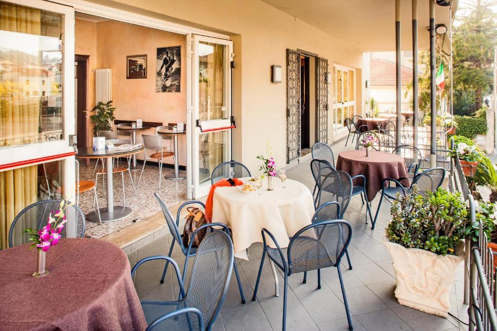 Hotel Candido Diano Marina Zewnętrze zdjęcie